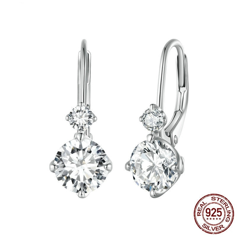 Affordable Luxury Style S925 Sterling Silver 1 Karat Moissanite Ear Clip